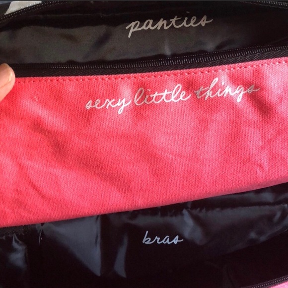 👙Victoria Secret’s Bra & Panty Traveler Bag👙 - Picture 5 of 8